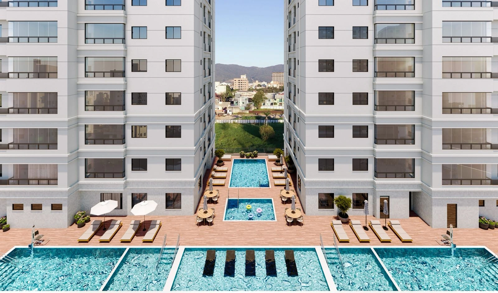 Piscinas e área de lazer